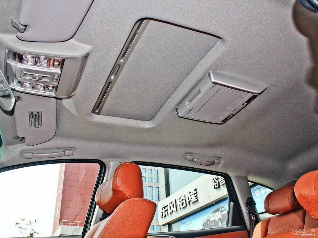 ʯڼ{ǽݴ7 SUV܇DƬ