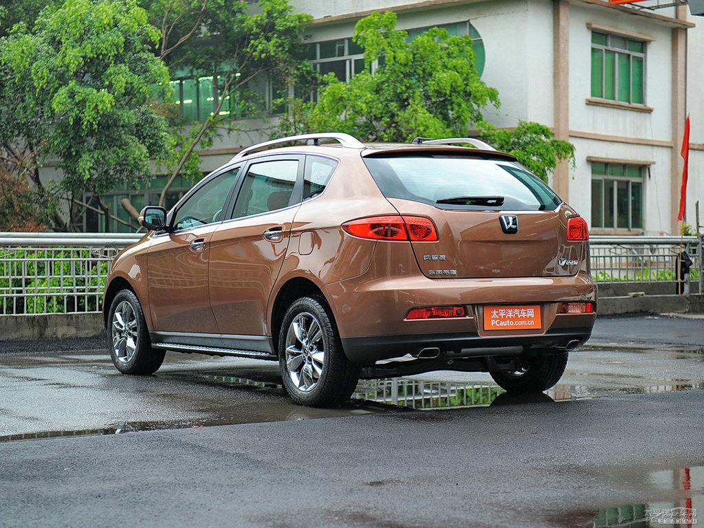 Kȼ{ǽݴ7 SUV܇(ch)^^DƬ
