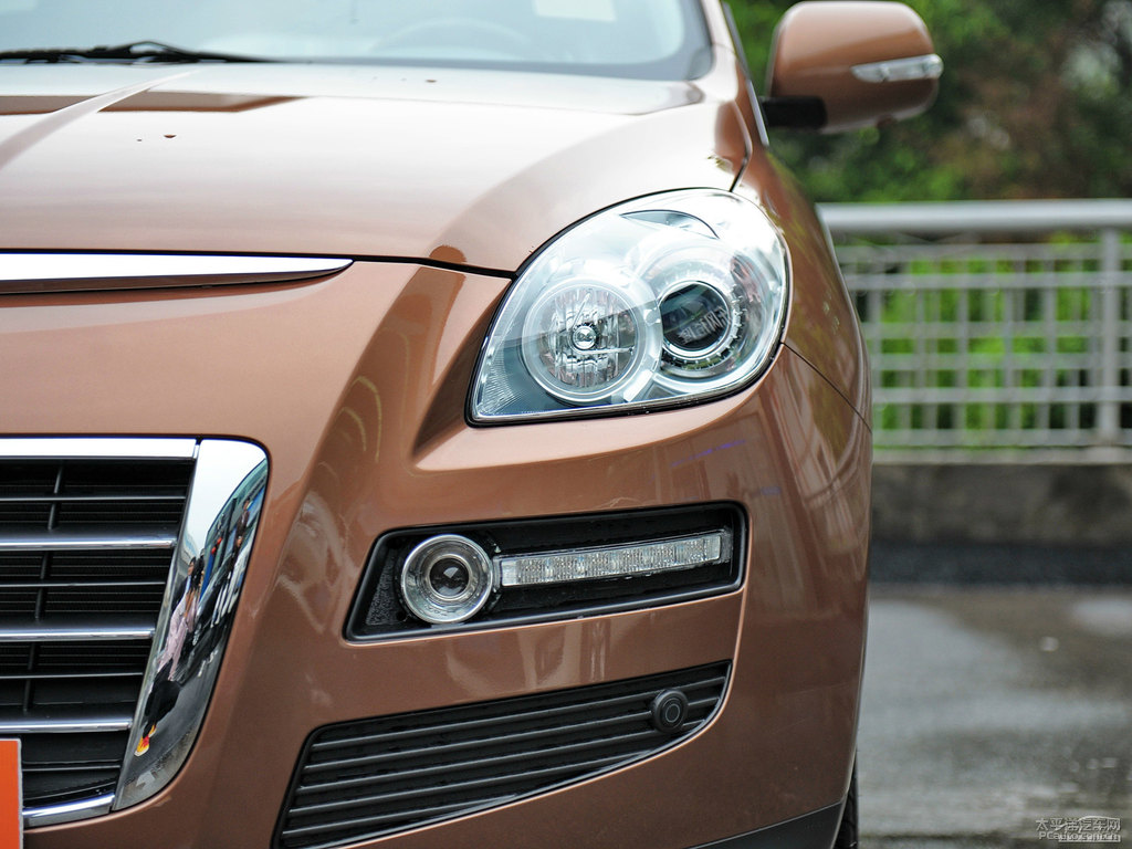 Kȼ{ǽݴ7 SUV܇^^DƬ