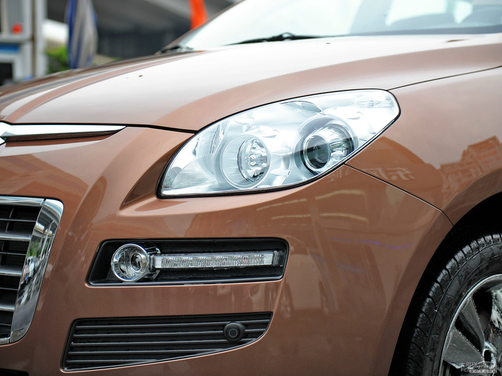 Kȼ{ǽݴ7 SUV܇^^DƬ