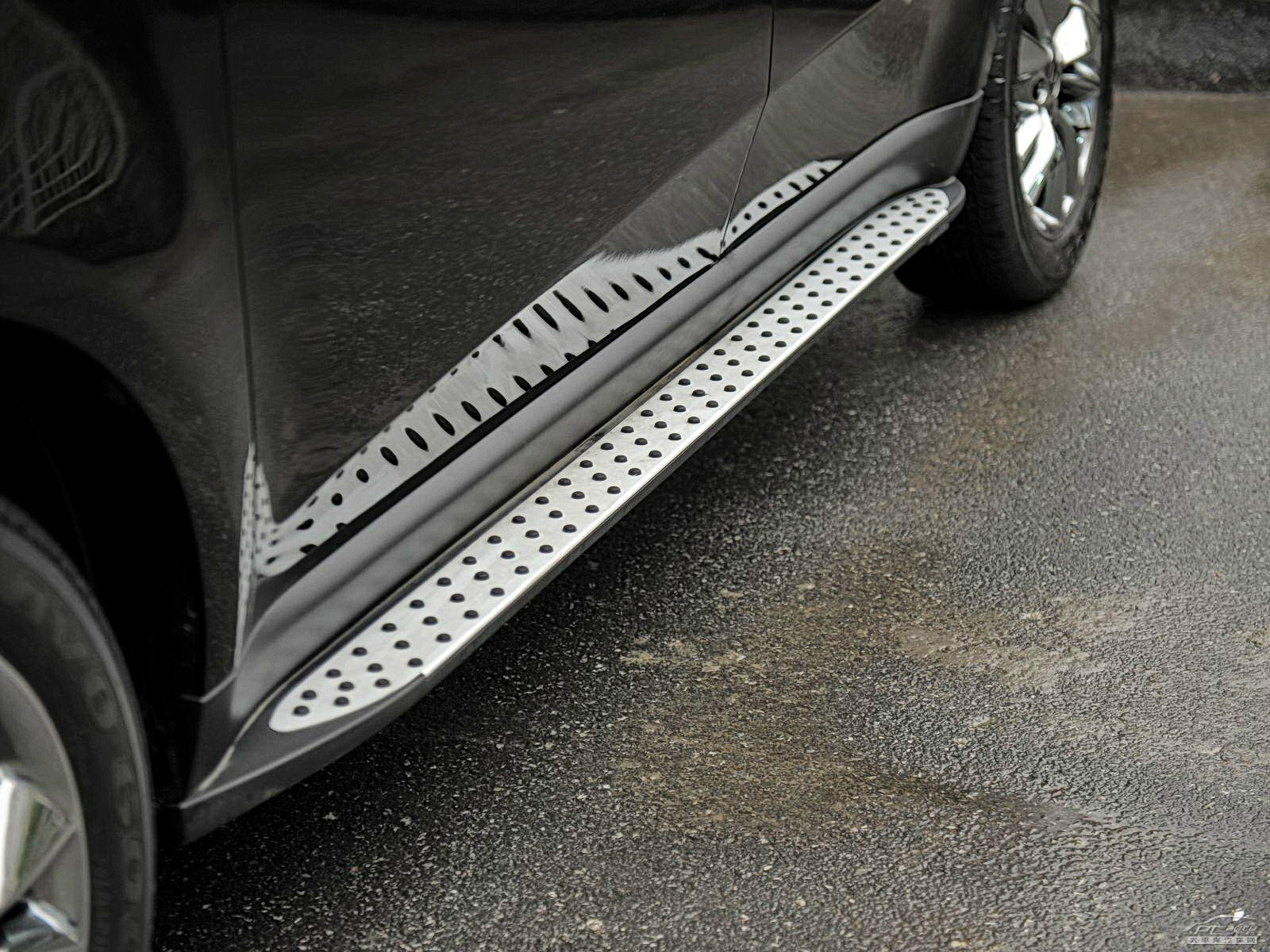 納智捷大7 SUV外觀高清大圖