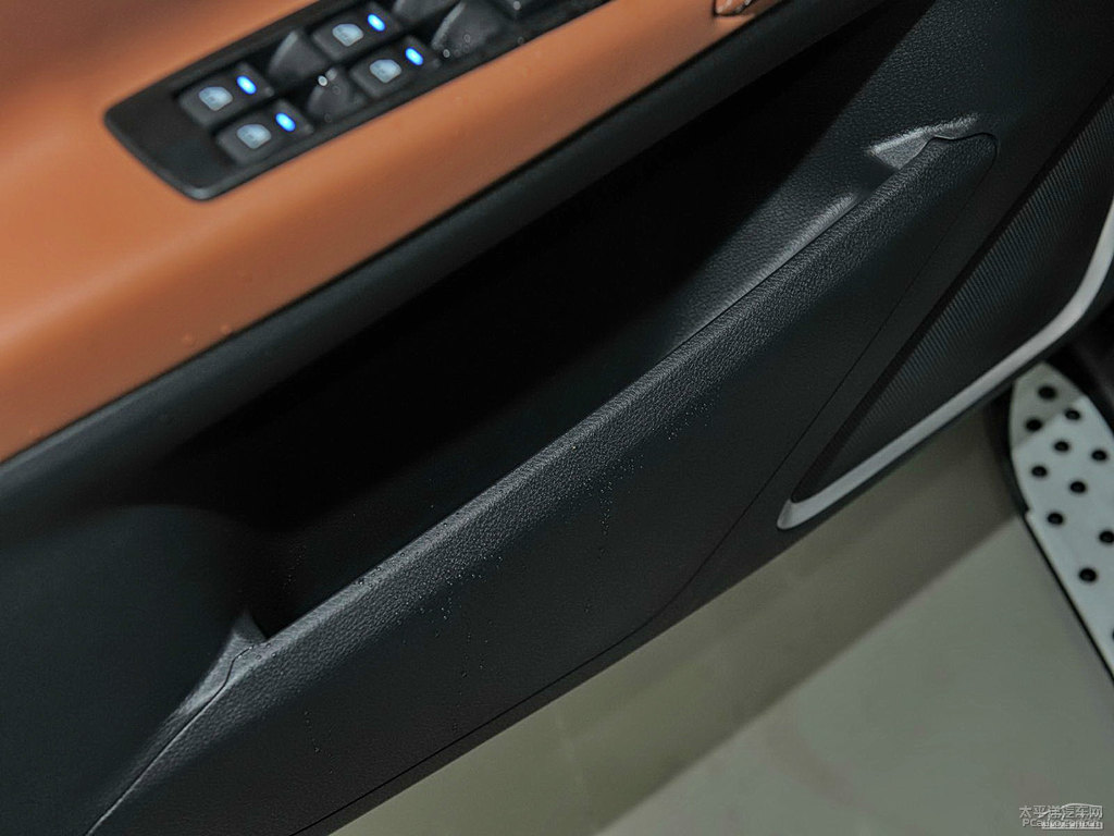 ʯڼ{ǽݴ7 SUV(ch)ggDƬ
