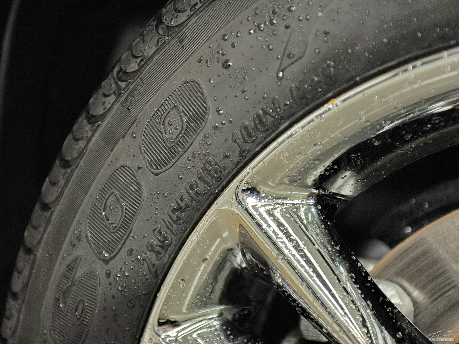 納智捷大7 SUV細節(jié)高清大圖