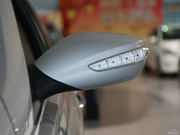 2013款 2.0L 自動 豪華型 2013款 2.0L 自動 豪華型