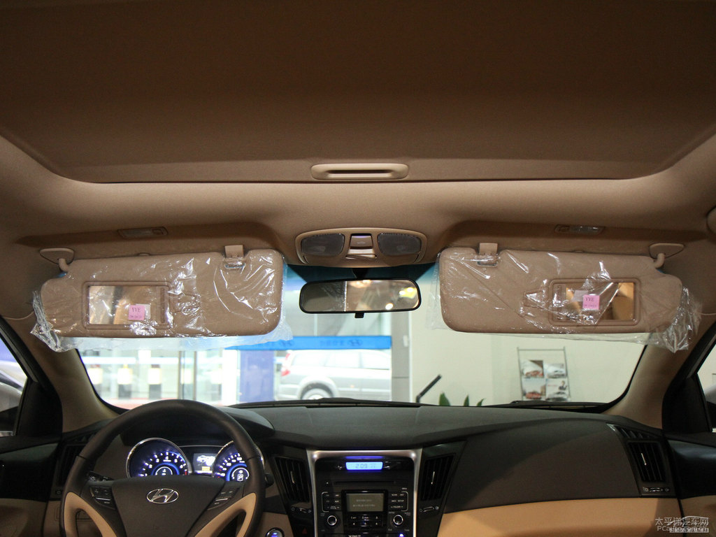 索納塔車廂內(nèi)飾圖片