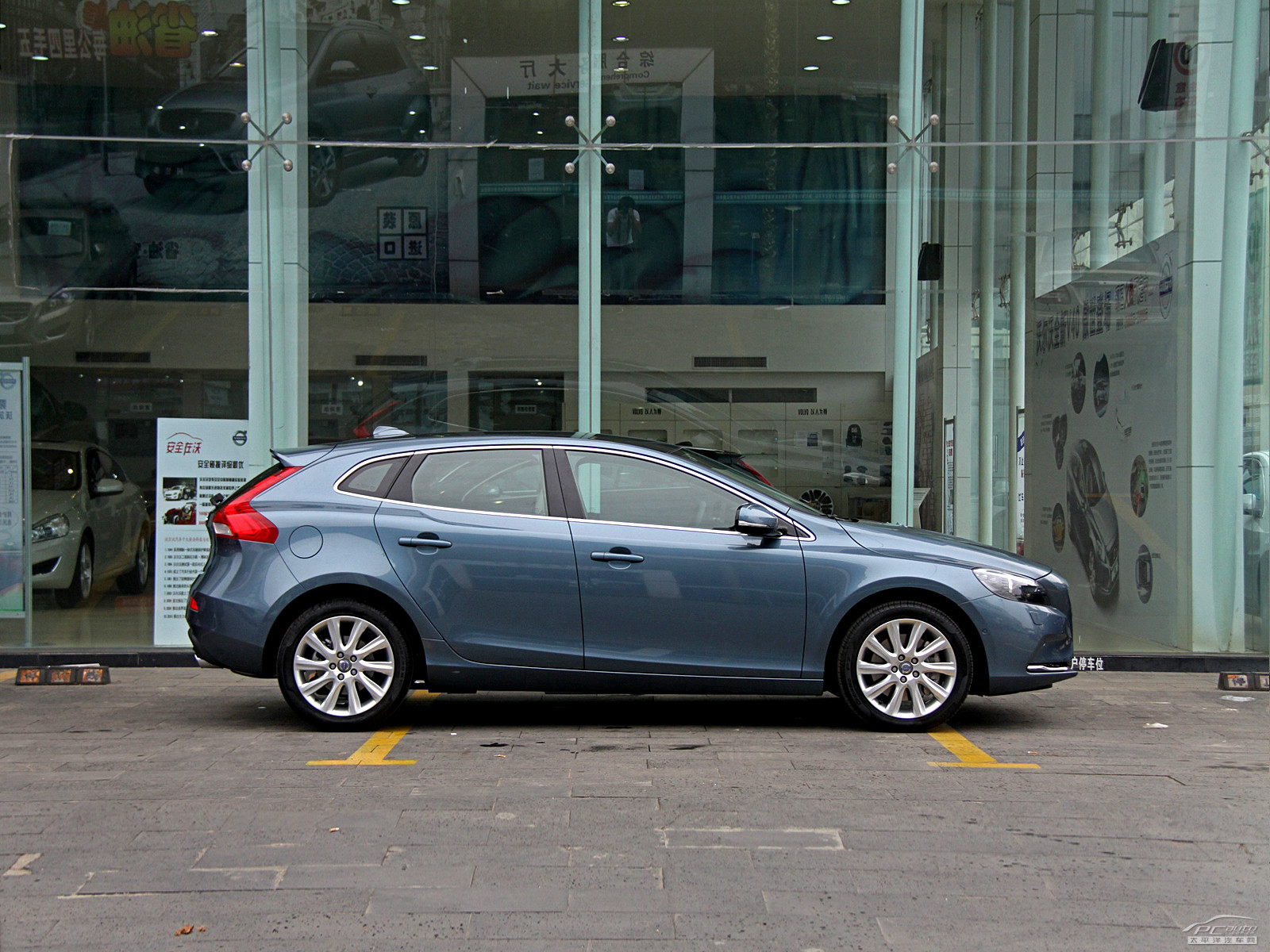 沃爾沃V40外觀高清大圖