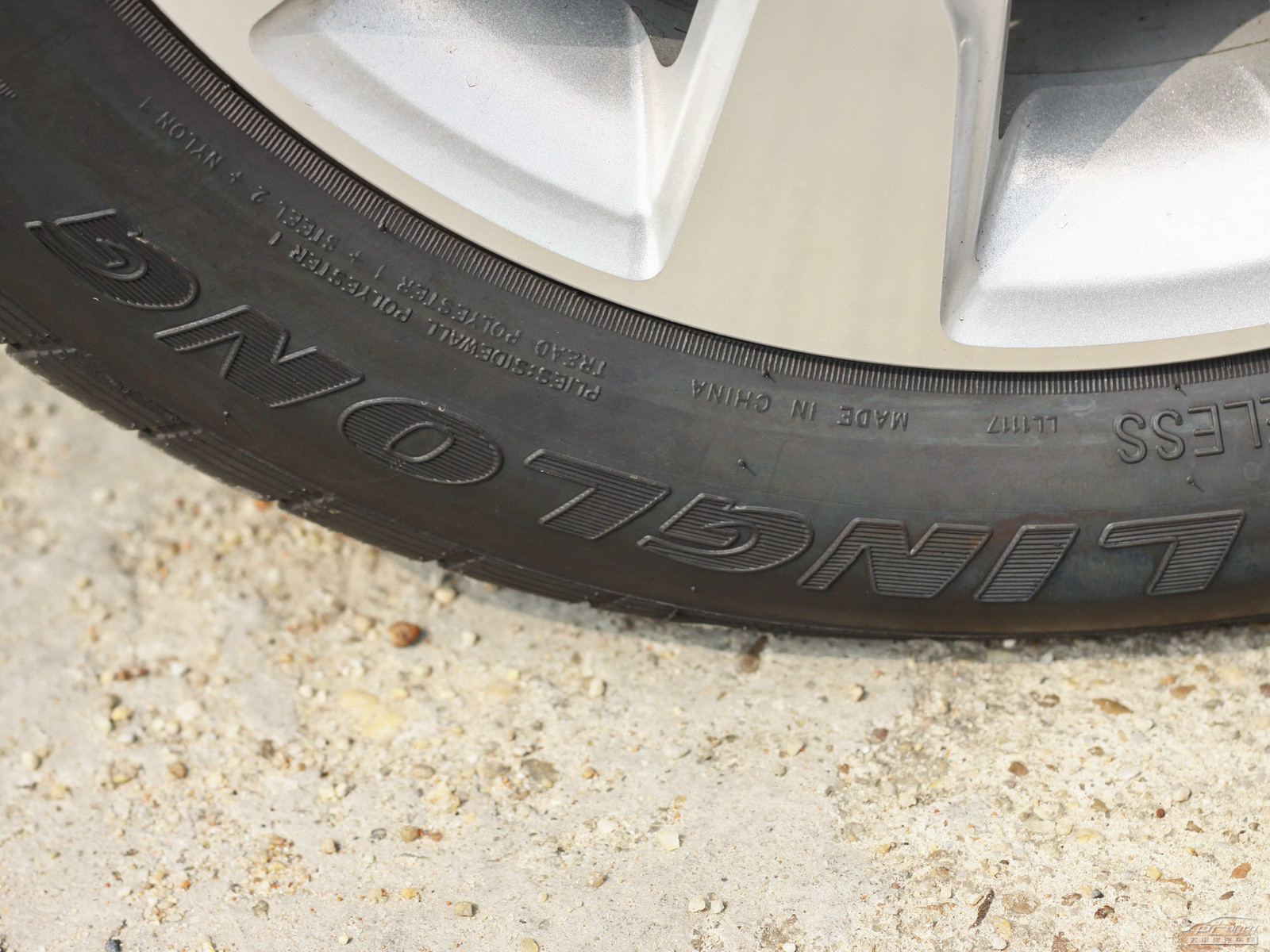 寶駿630細(xì)節(jié)高清大圖