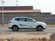2013款 2.2T 鋒芒限量版 智尊型 四驅(qū) 2013款 2.2T 鋒芒限量版 智尊型 四驅(qū)
