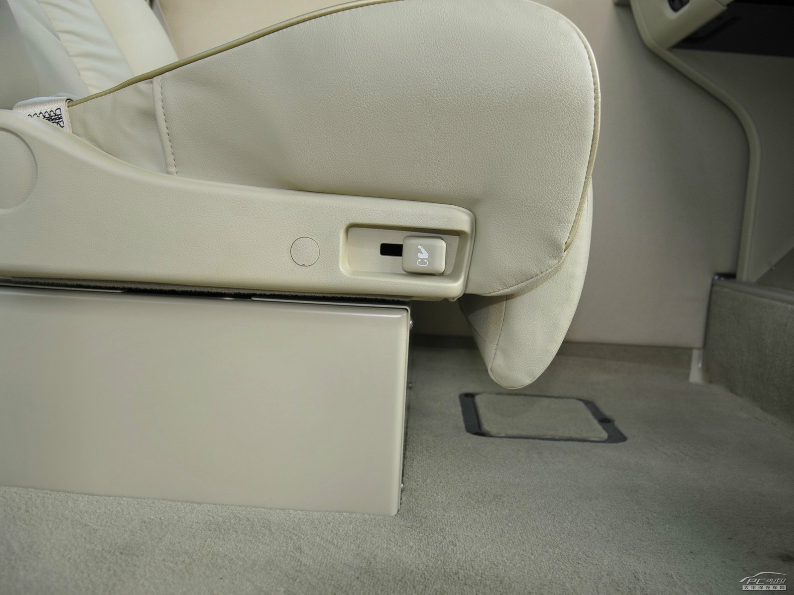 碧蓮內(nèi)飾高清大圖