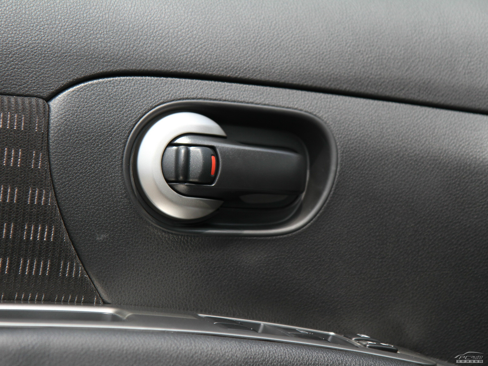 驪威內(nèi)飾高清大圖