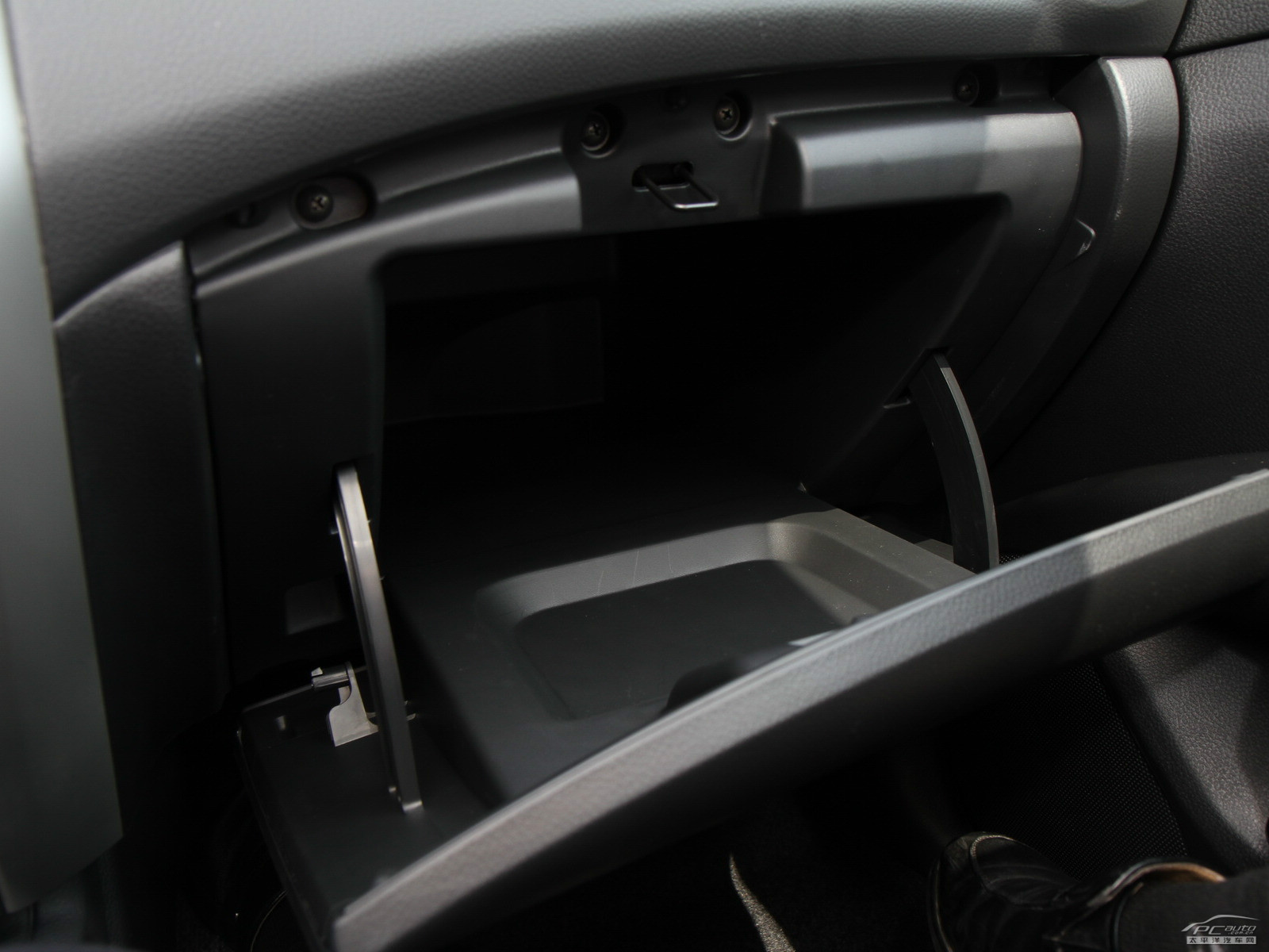 驪威空間高清大圖