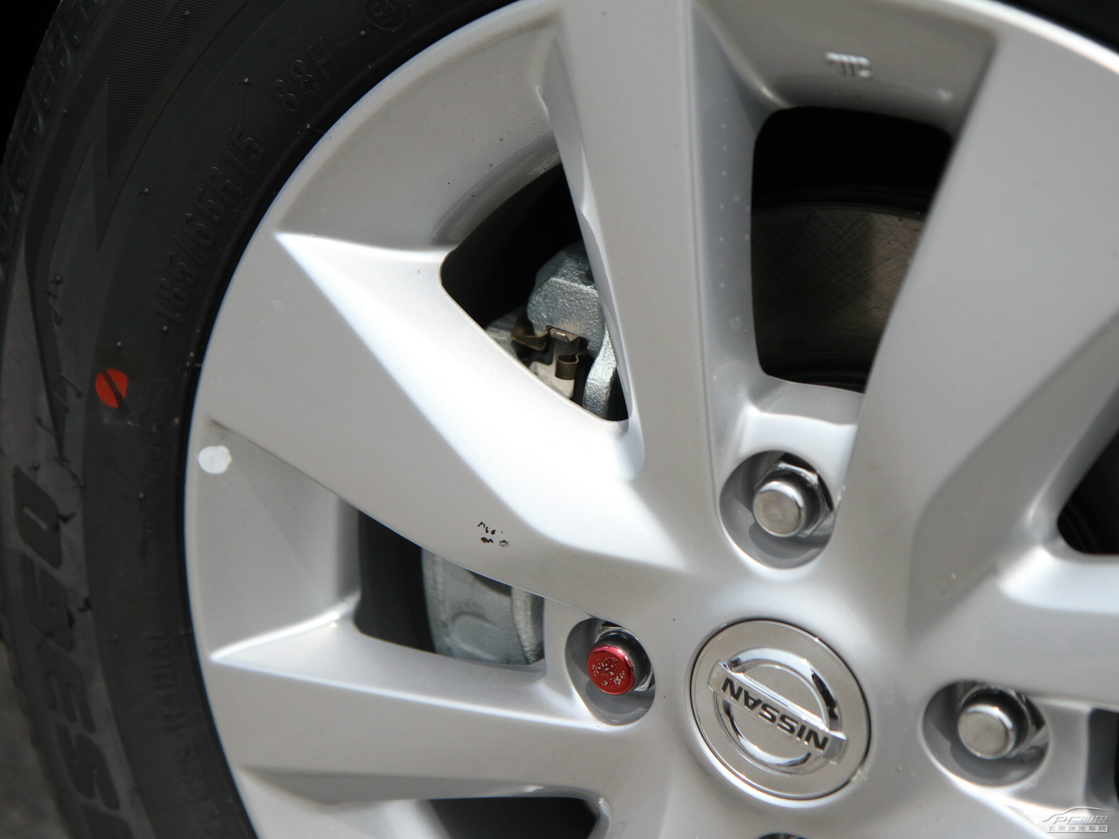 驪威細節(jié)高清大圖