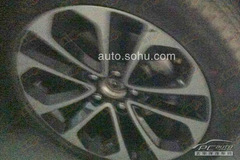 新本田雅閣諜照