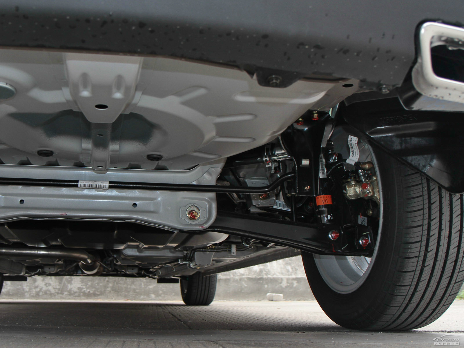 V6菱仕細節(jié)高清大圖