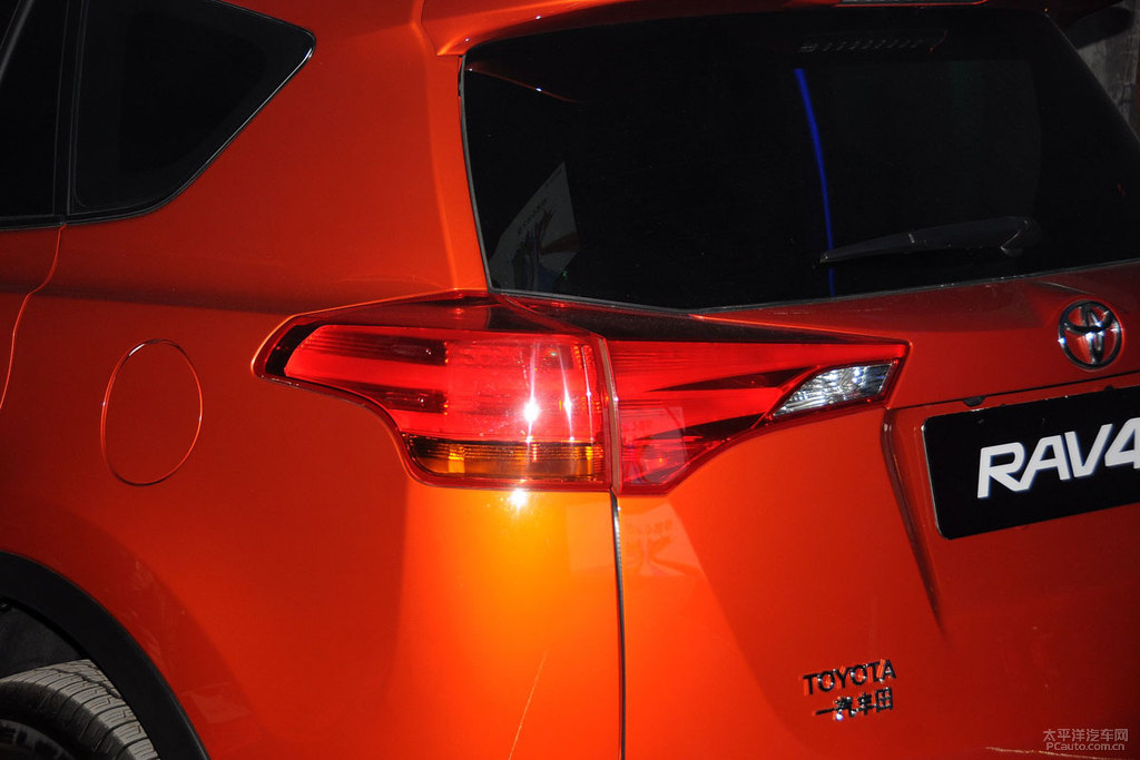 RAV4榮放圖片
