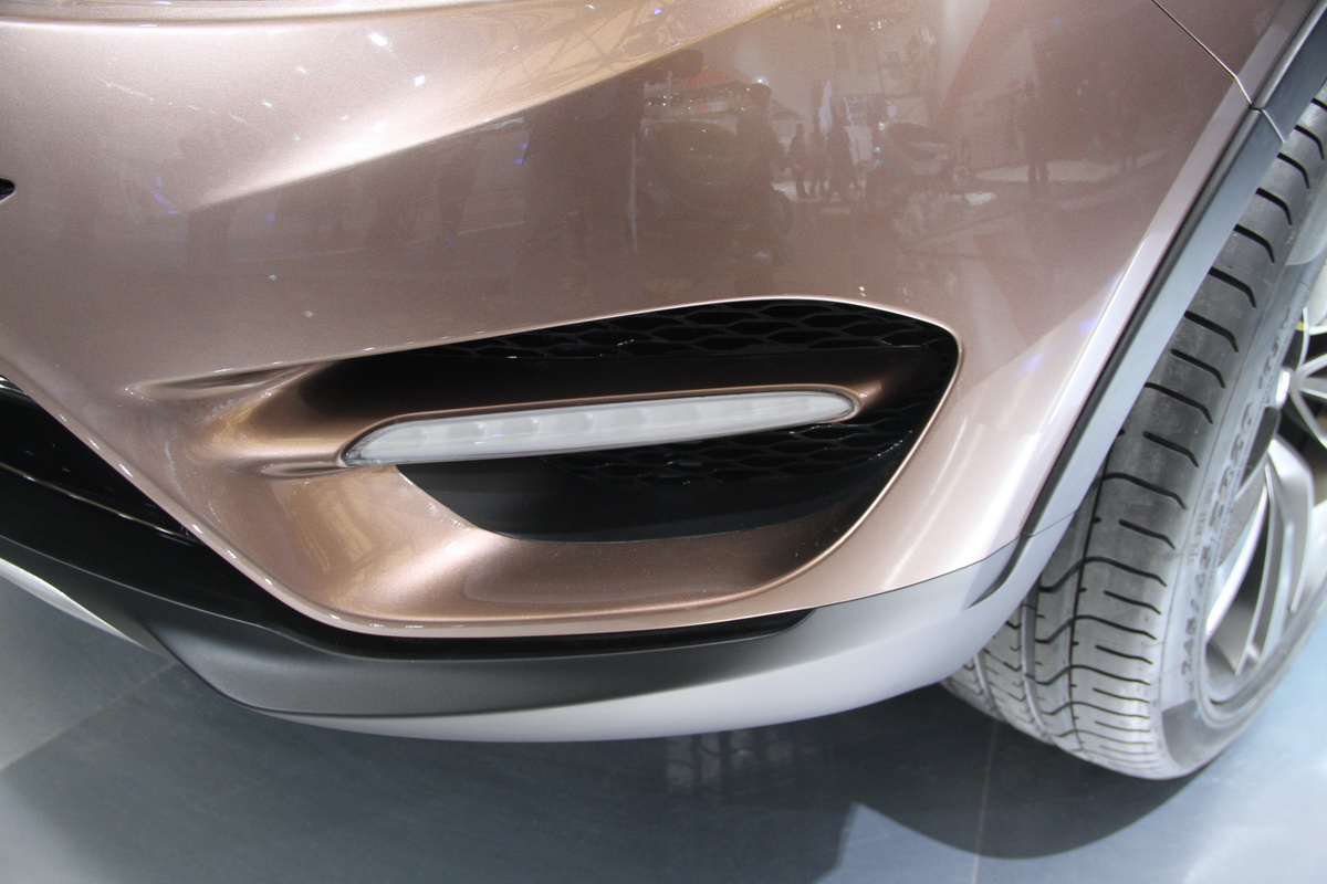 奇瑞β5車展高清大圖