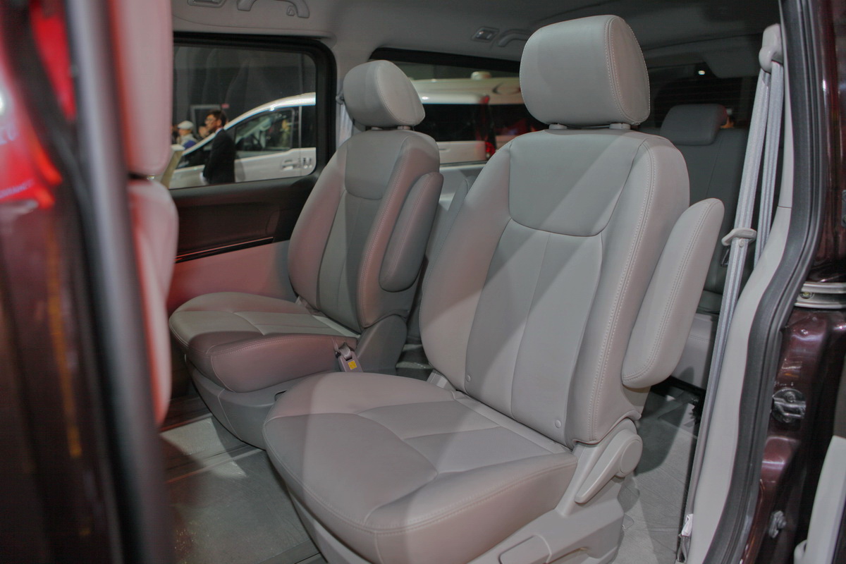 瑞風(fēng)M5車(chē)展高清大圖
