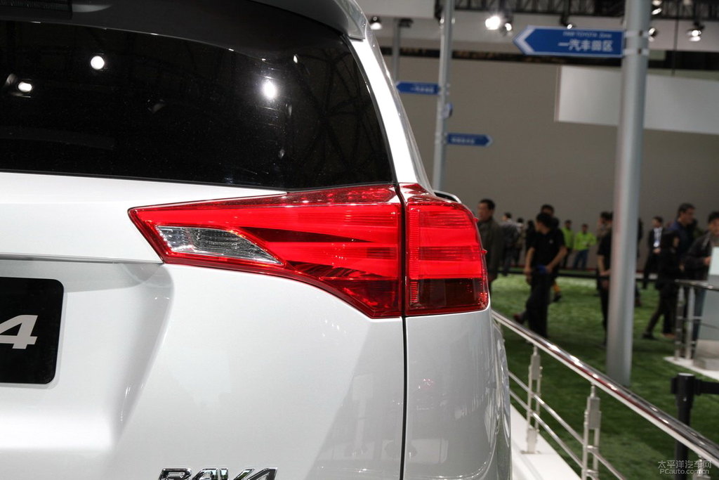 RAV4榮放圖片