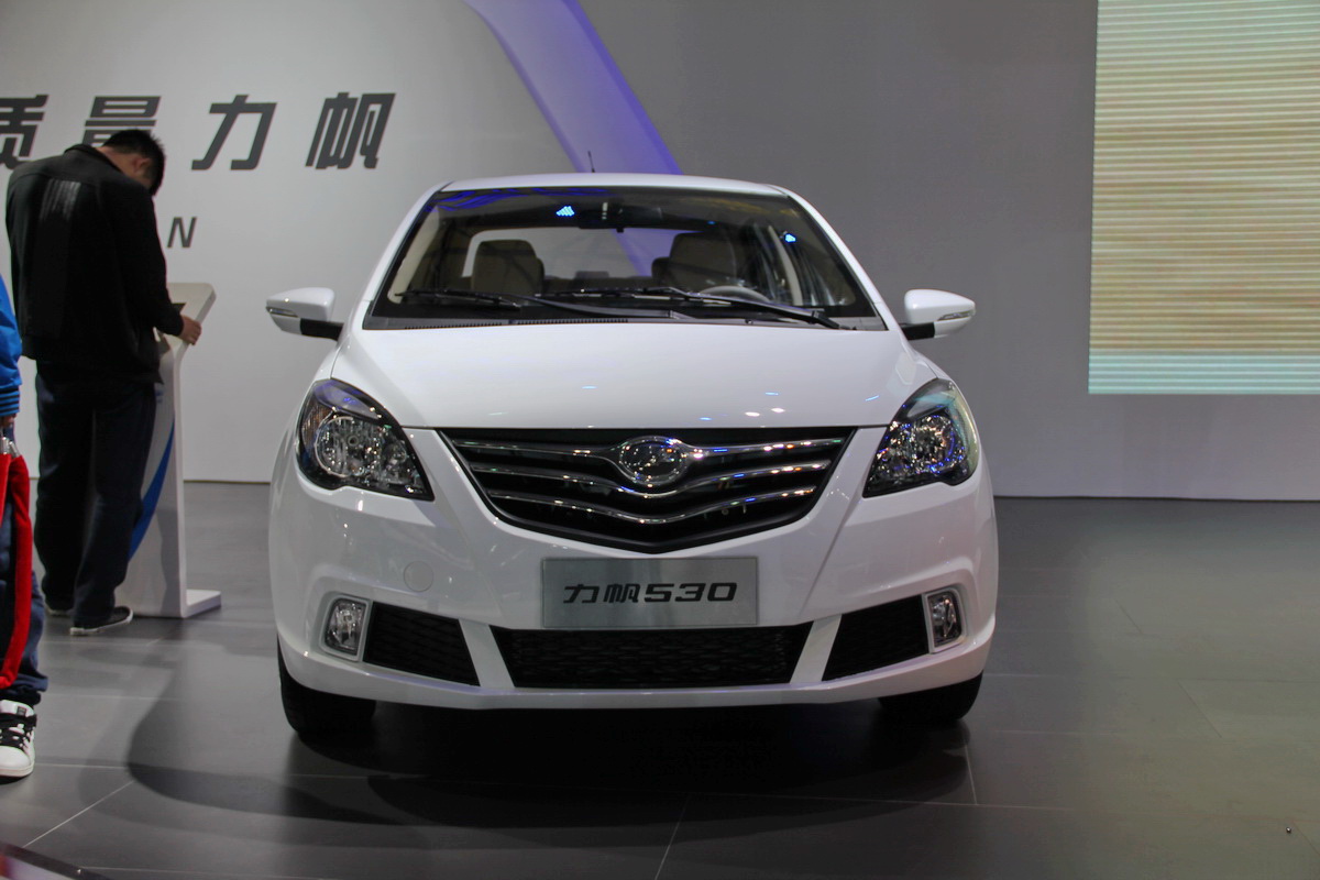 力帆530車展高清大圖