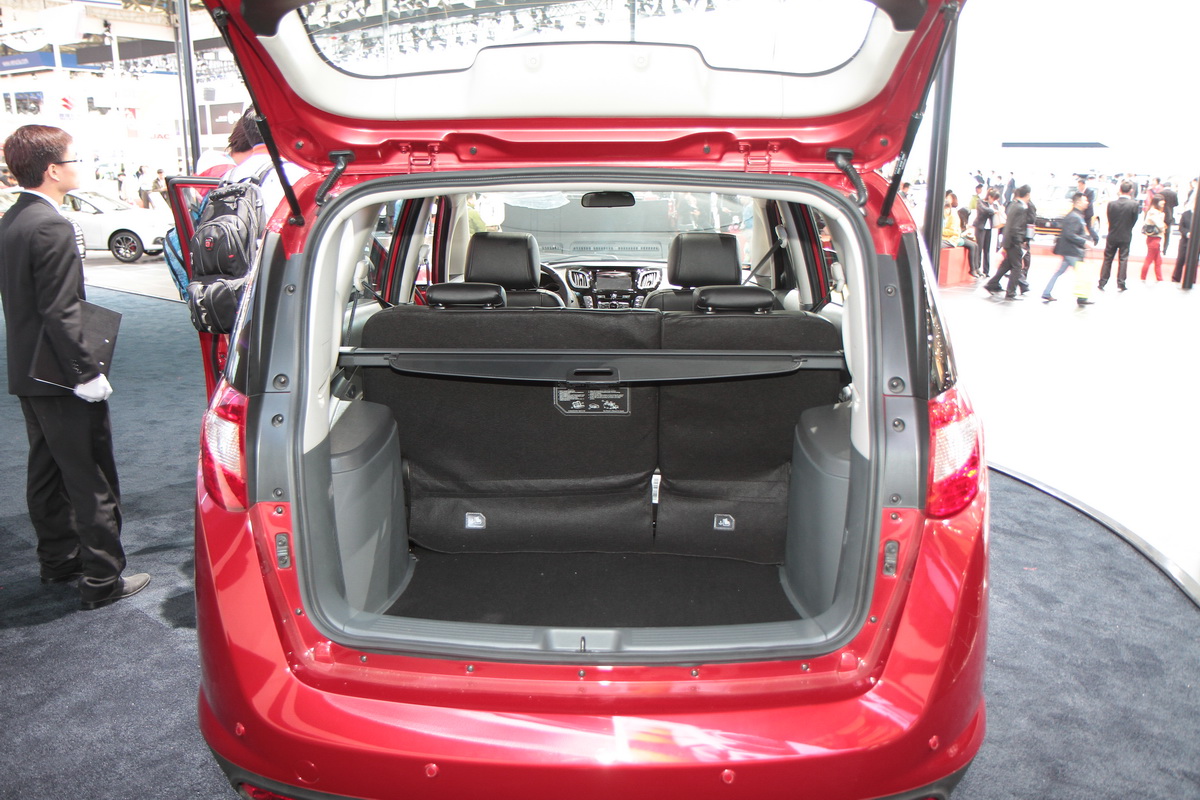 瑞風(fēng)M2車展高清大圖