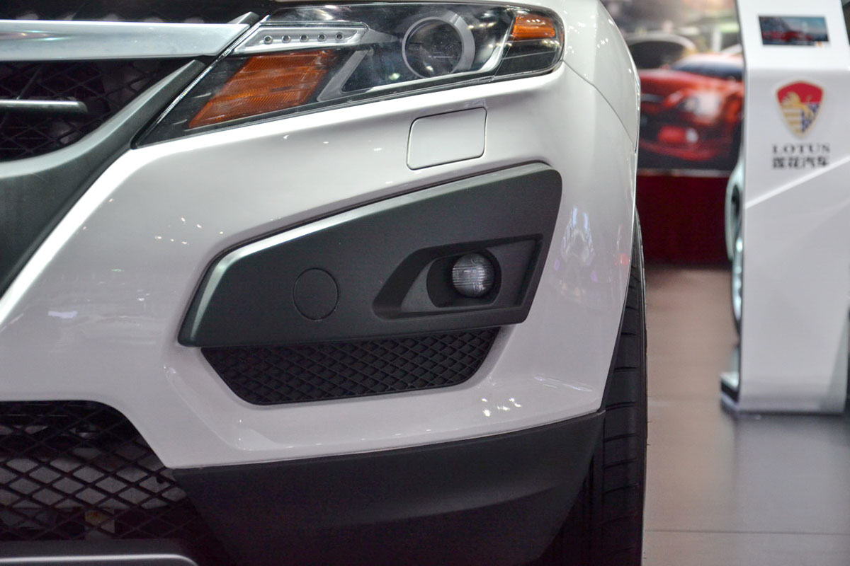 蓮花T5車展高清大圖