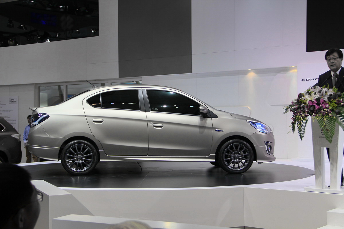 三菱G4車展高清大圖