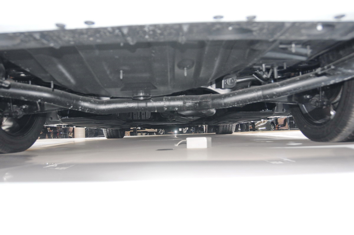 克萊斯勒300C車展高清大圖