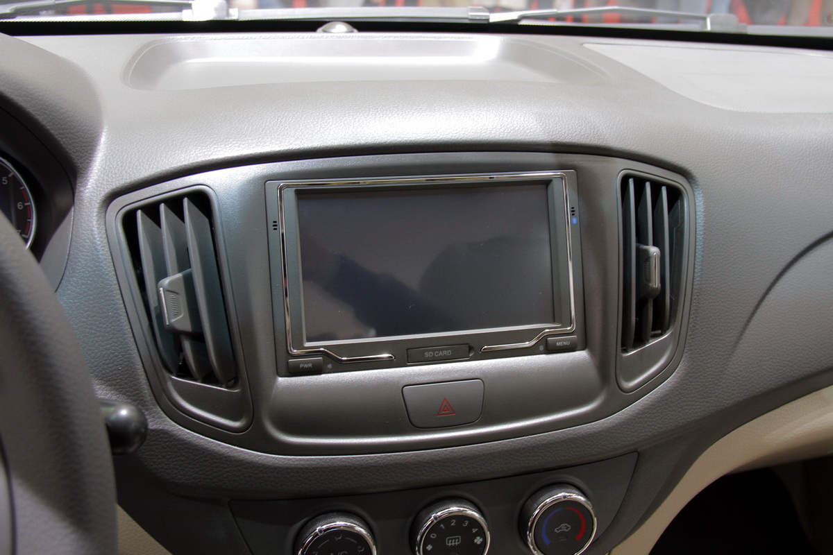 奇瑞E5車展高清大圖