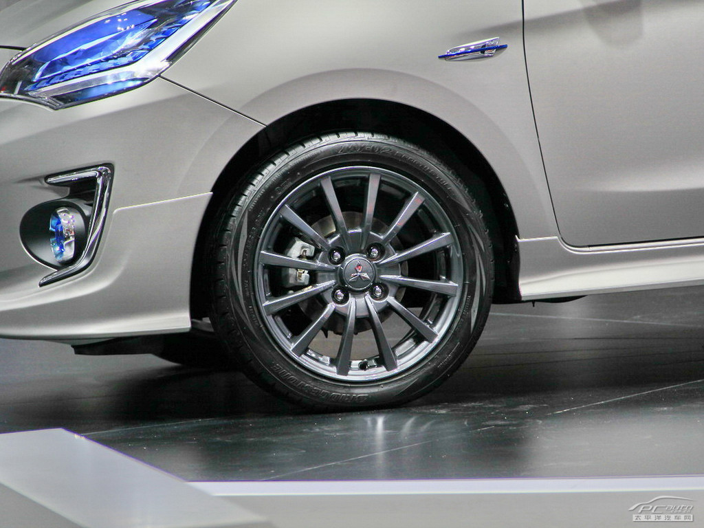 三菱G4外觀高清大圖