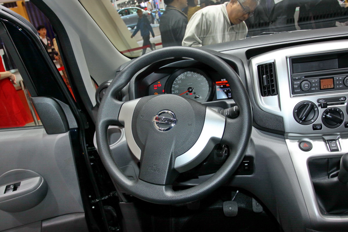 日產(chǎn)NV200車(chē)展高清大圖