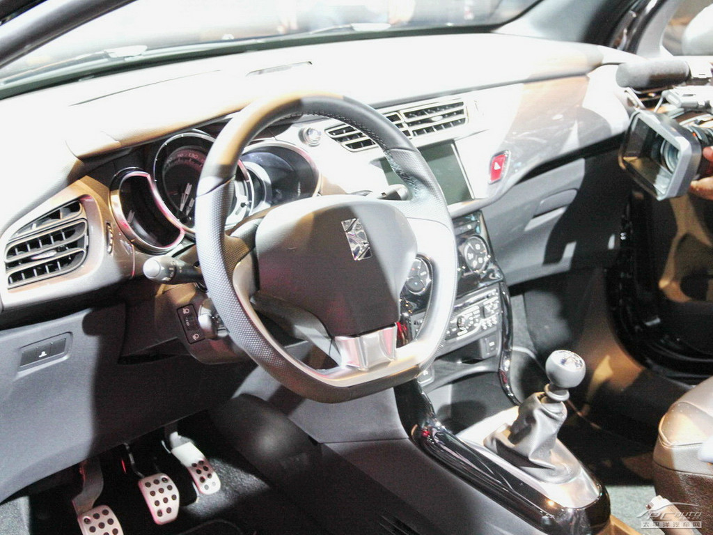 DS 3外觀高清大圖