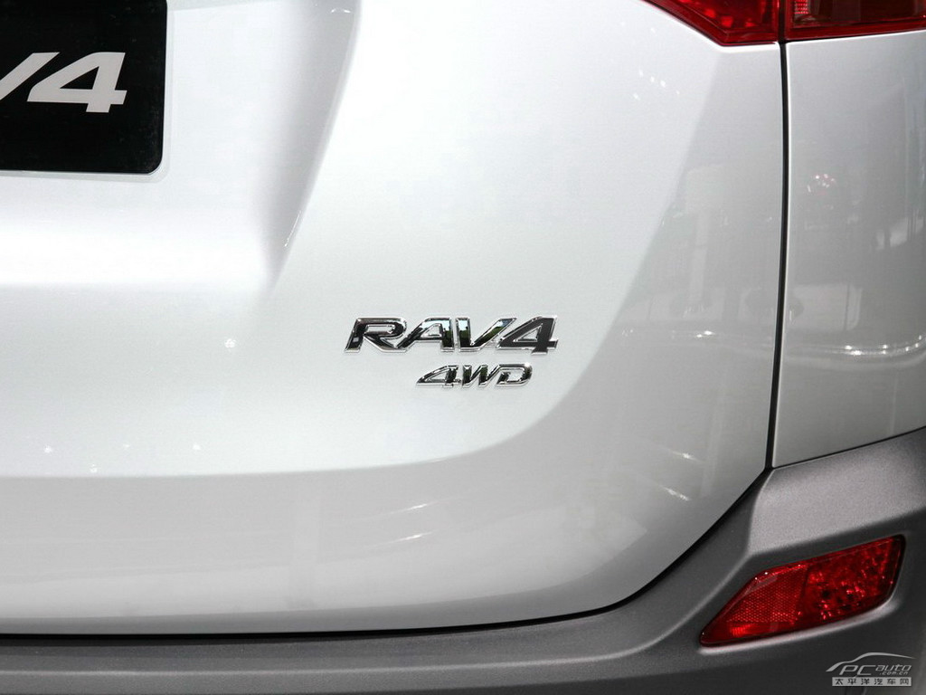 RAV4榮放外觀高清大圖