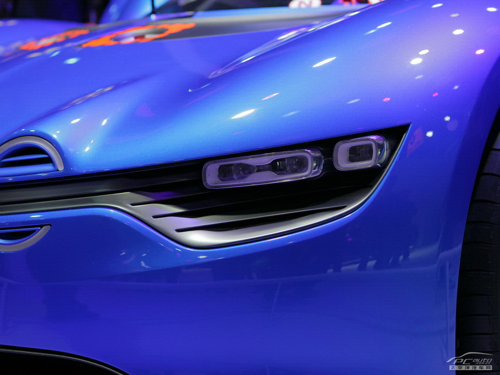 Alpine A110外觀高清大圖