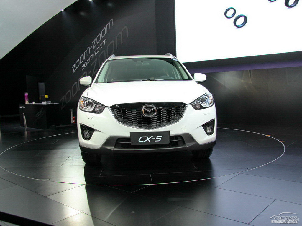 珠光白馬自達(dá)CX-5整車外觀外觀圖片