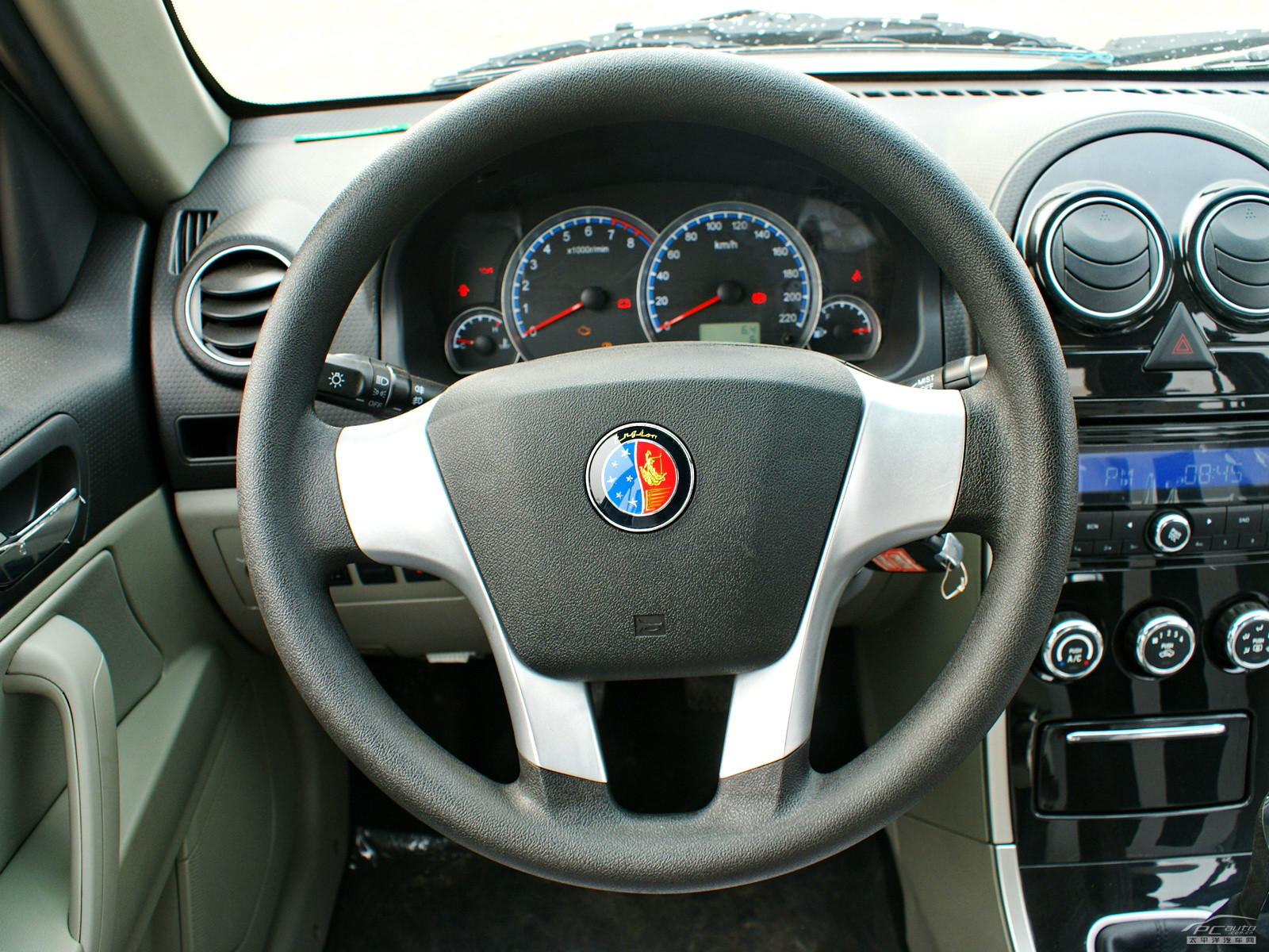 吉利SC3內(nèi)飾高清大圖