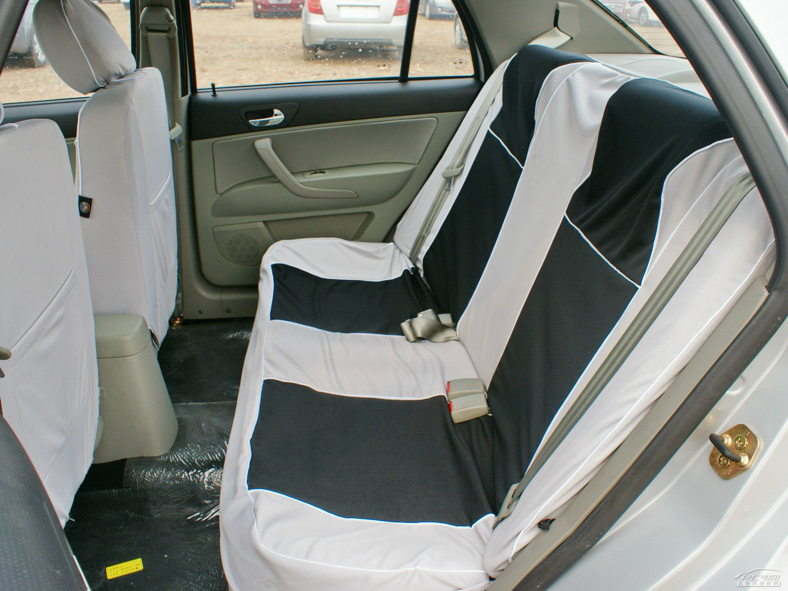 吉利SC3內(nèi)飾高清大圖