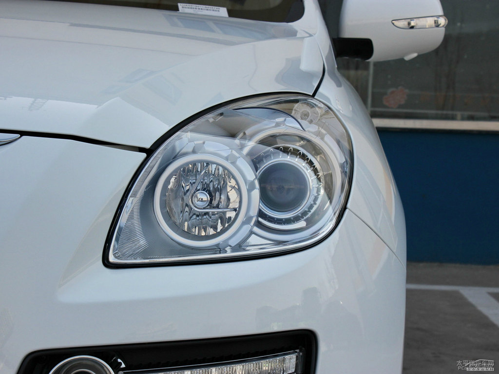 ɰ׼{ǽݴ7 SUV܇^^DƬ