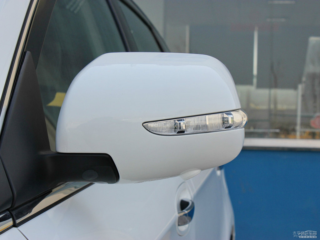 ɰ׼{ǽݴ7 SUV܇^DƬ