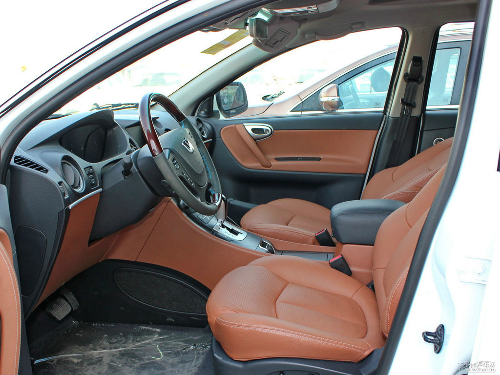 ɰ׼{ǽݴ7 SUV{˿ggDƬ