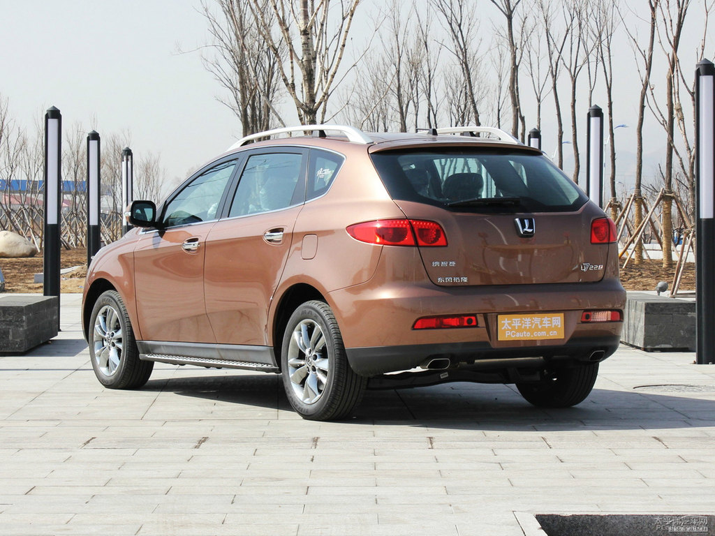 Kȼ{ǽݴ7 SUV܇^^DƬ