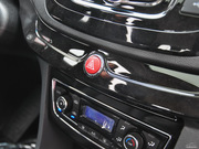 2013款 1.8L 手動豪華型5座 2013款 1.8L 手動豪華型5座