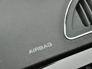 2013款 1.8L 手動豪華型5座 2013款 1.8L 手動豪華型5座