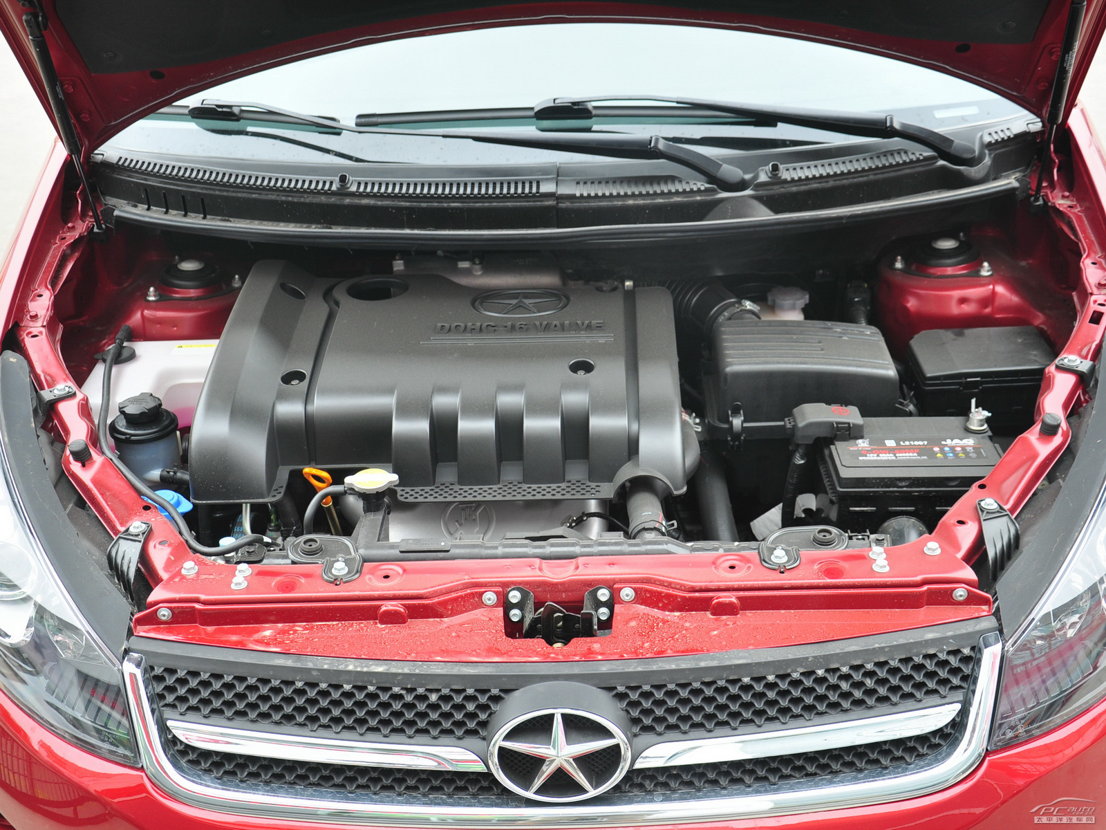 瑞風(fēng)M2細(xì)節(jié)高清大圖