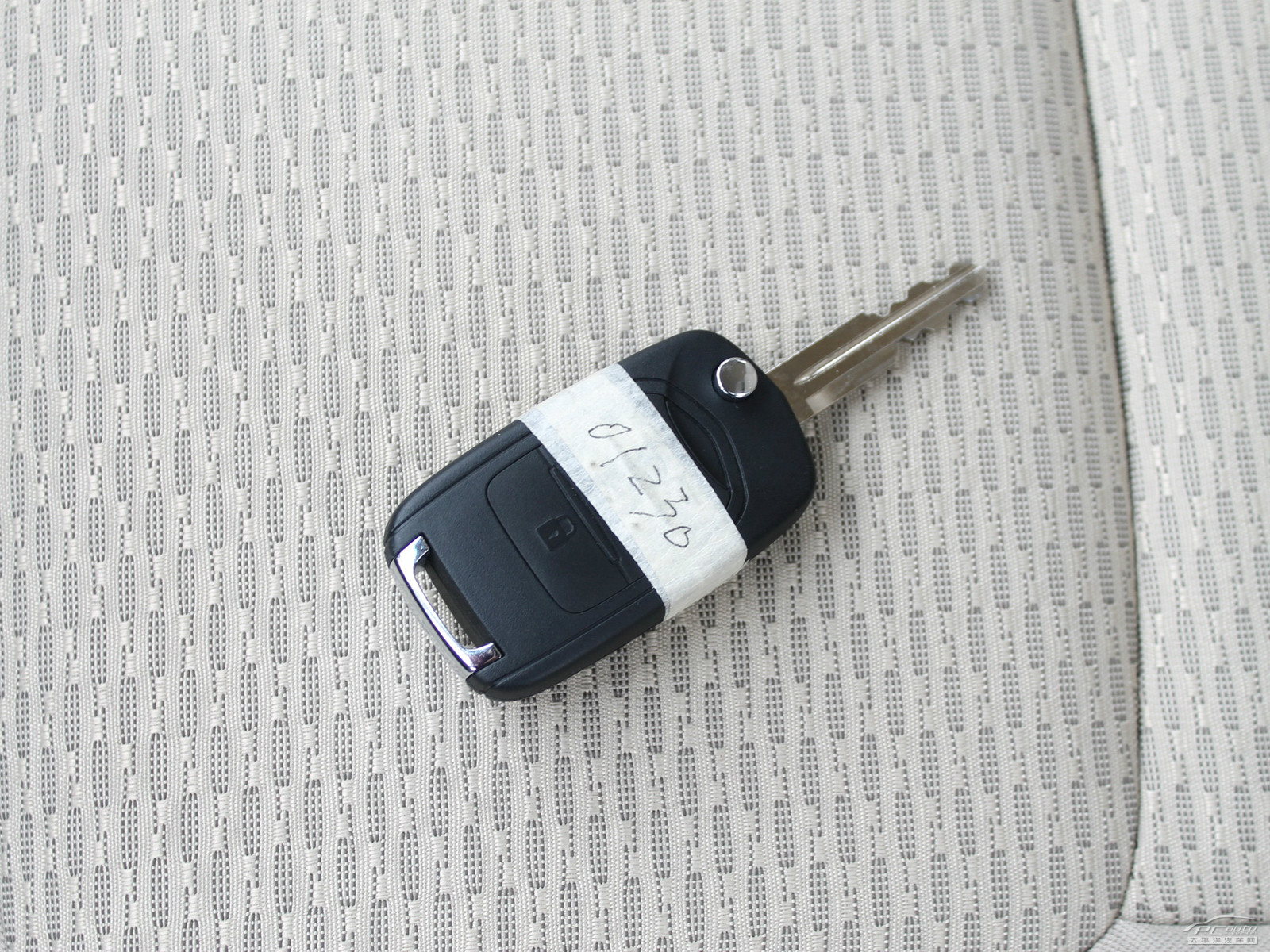 寶駿630細節(jié)高清大圖