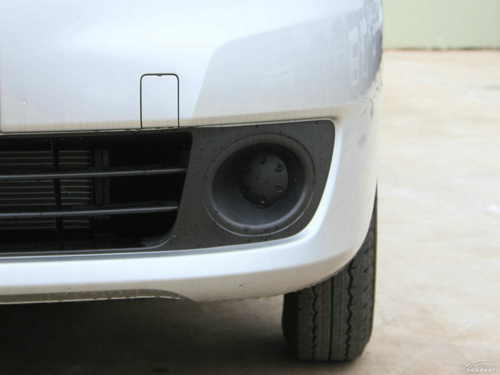 日產(chǎn)NV200外觀高清大圖
