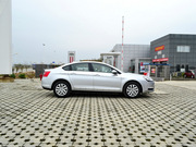 2013款 2.3L 自動尊貴型 2013款 2.3L 自動尊貴型