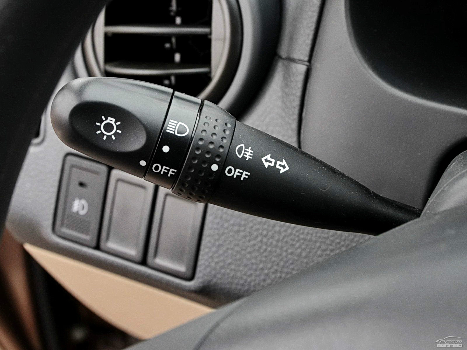 天語(yǔ)·尚悅內(nèi)飾高清大圖