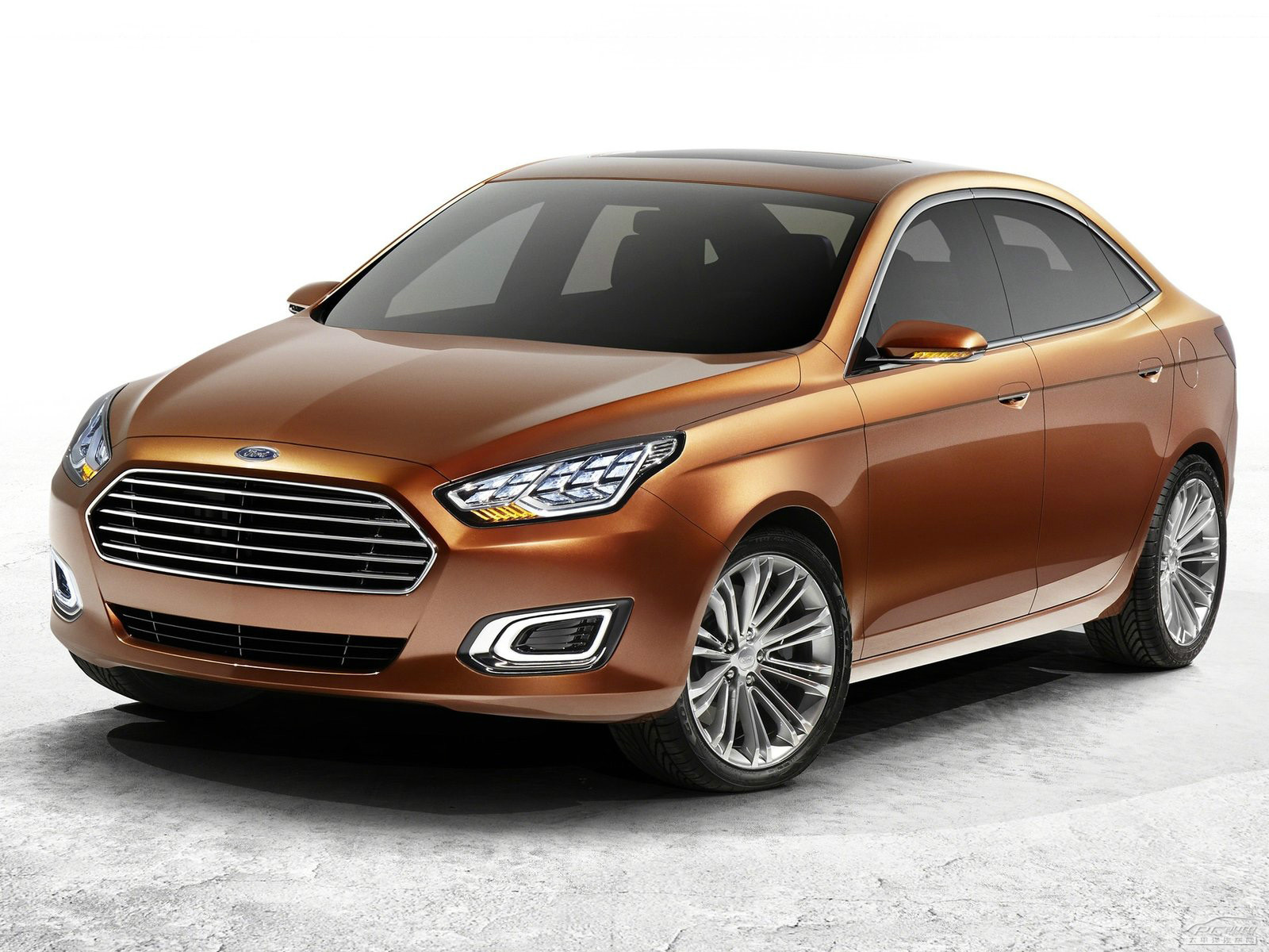 福特Escort外觀高清大圖