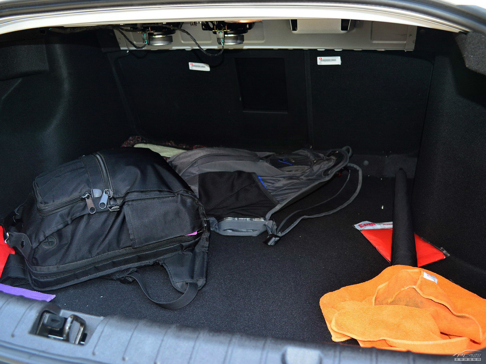 紳寶D70空間高清大圖