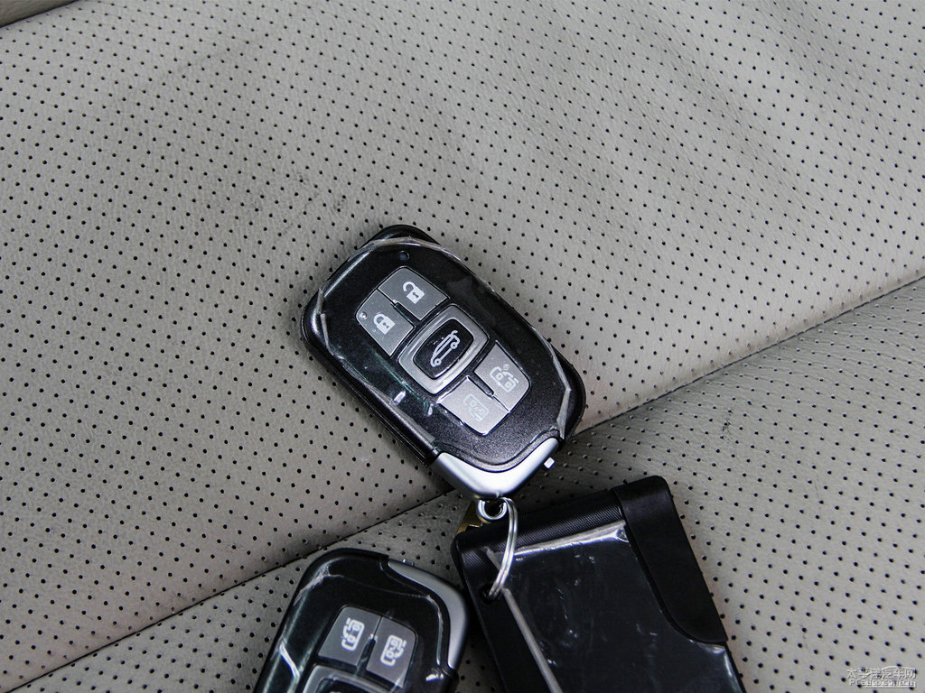 ɫȁM6(x)(ji)(x)(ji)DƬ